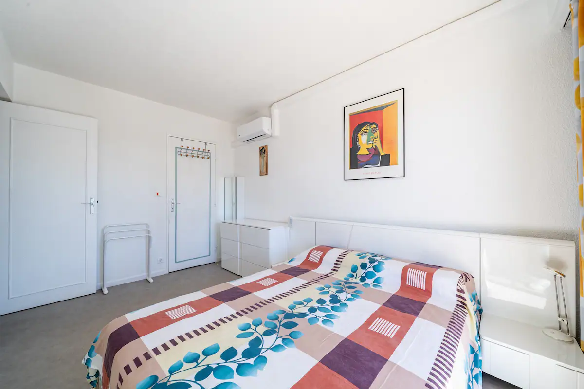 chambre logement Vallauris, France