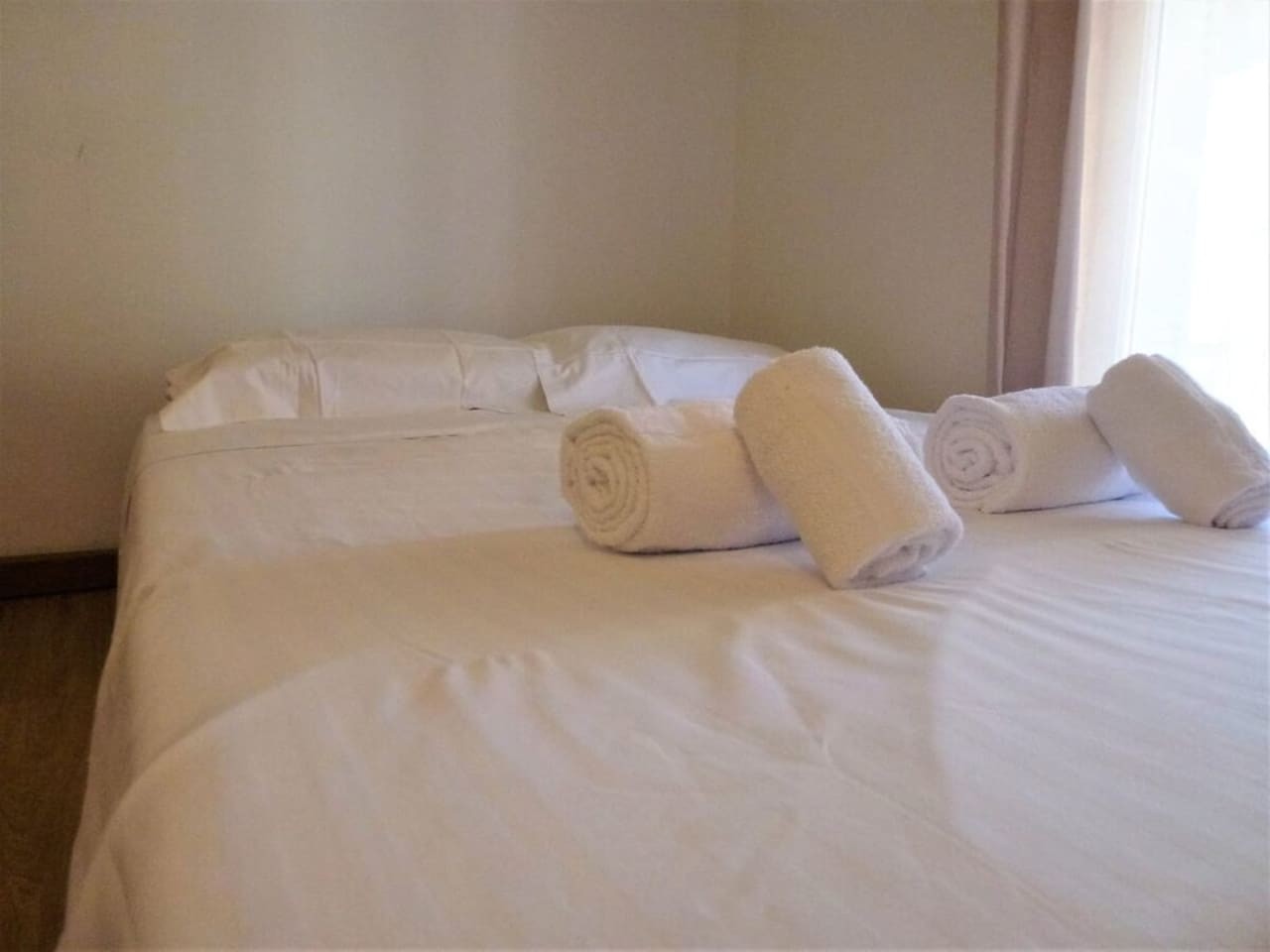 Chic Riviera Apartment on Promenade des Anglais - Photo 8